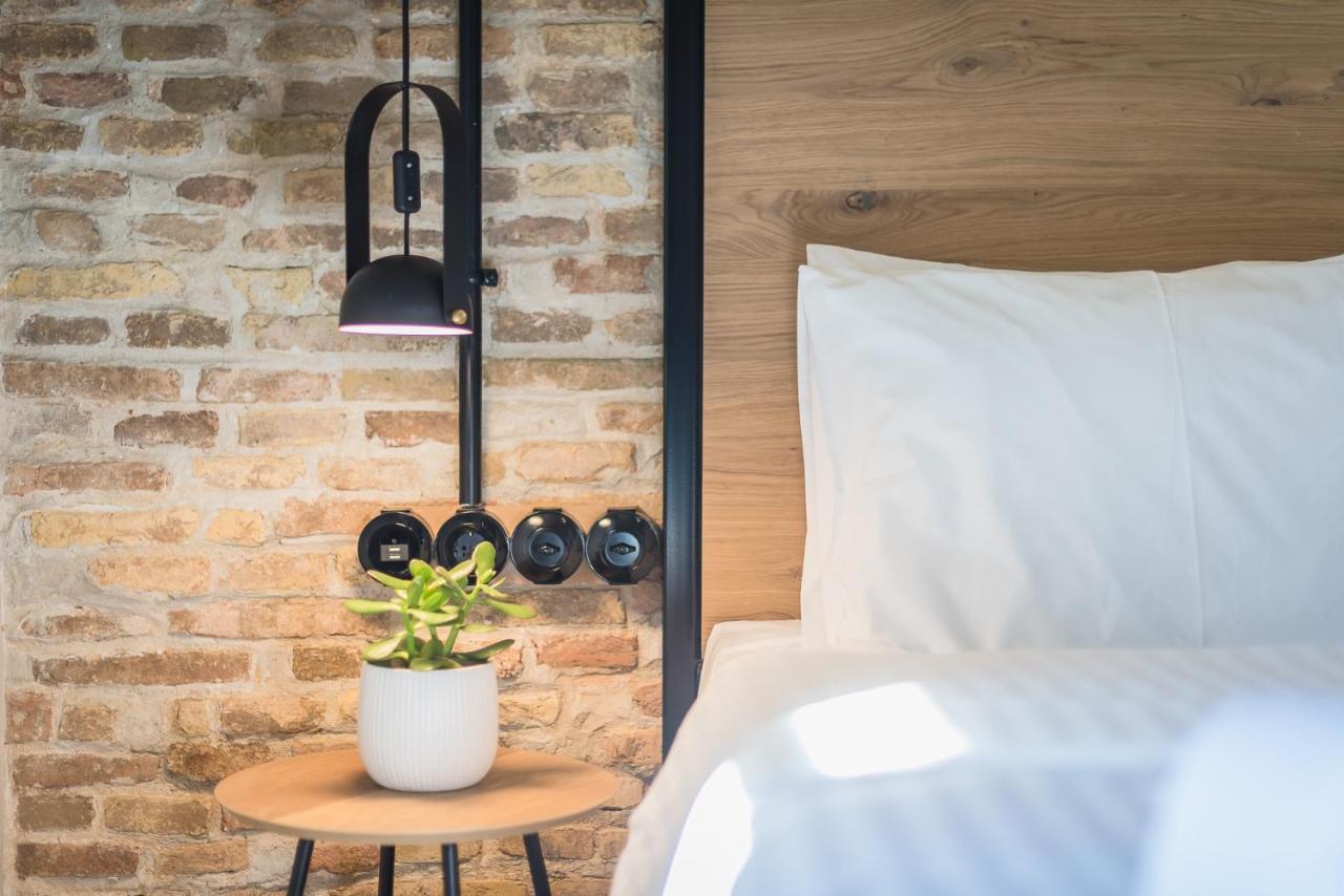 Moon And Stars Athens Hotel Екстериор снимка