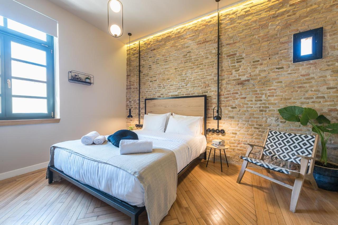 Moon And Stars Athens Hotel Екстериор снимка